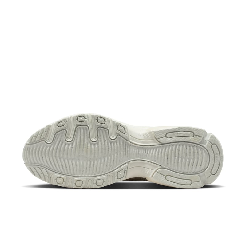 Nike Air Max Fire IR0818-105 02