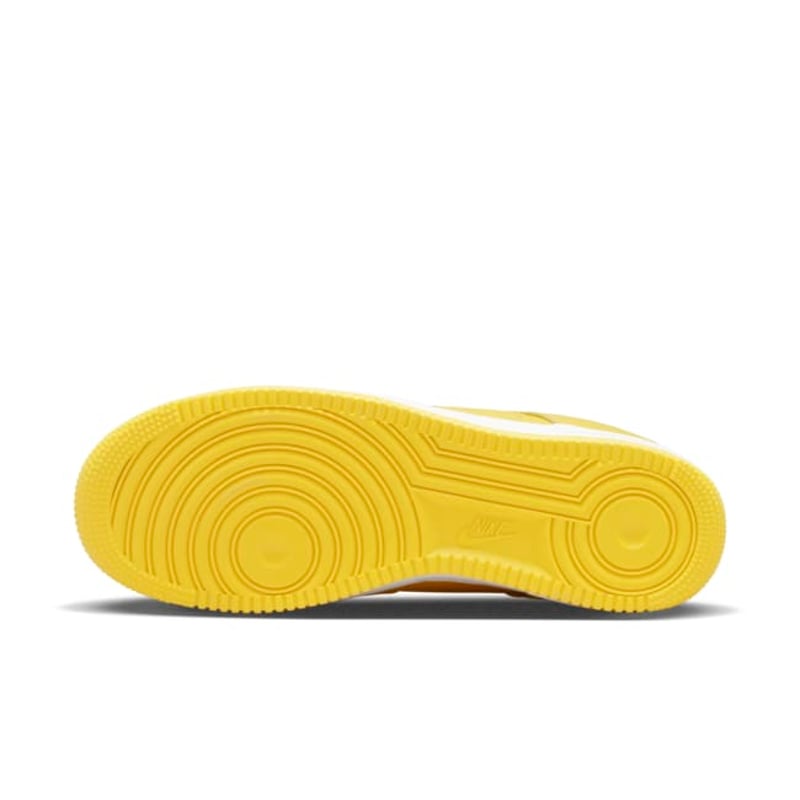 Nike Air Force 1 Low Retro FJ1044-700 02