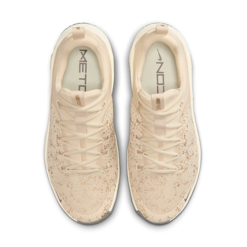 Nike Free Metcon 6 SE training shoes "Light Khaki & Coconut Milk" | Women | Training | 04 | SPORTSHOWROOM