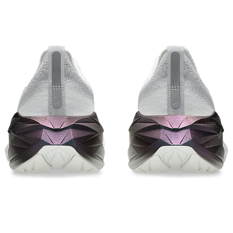 ASICS Novablast 4 Platinum 1012B722-100 05