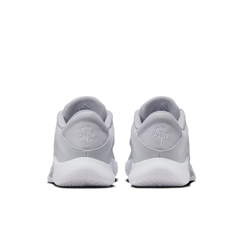 Nike A'One HQ8500-002 06