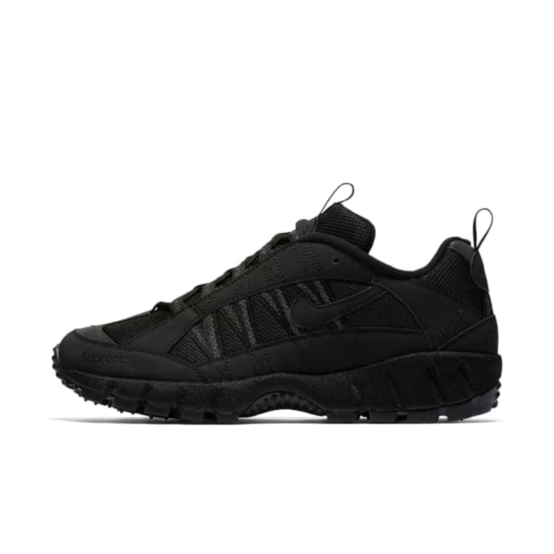 Nike Air Humara 17 x Supreme 924464-001 01