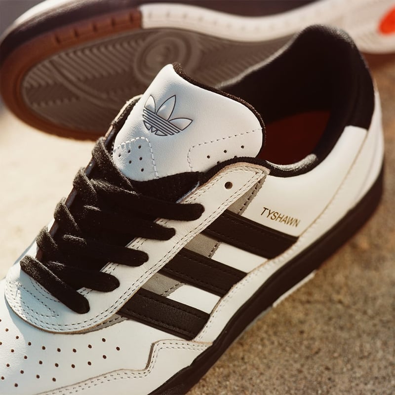 adidas Tyshawn II IF9712 03