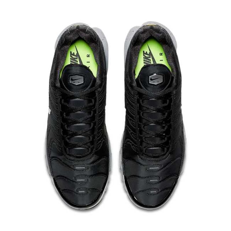 Nike Air Max Plus Premium 815994-003 04