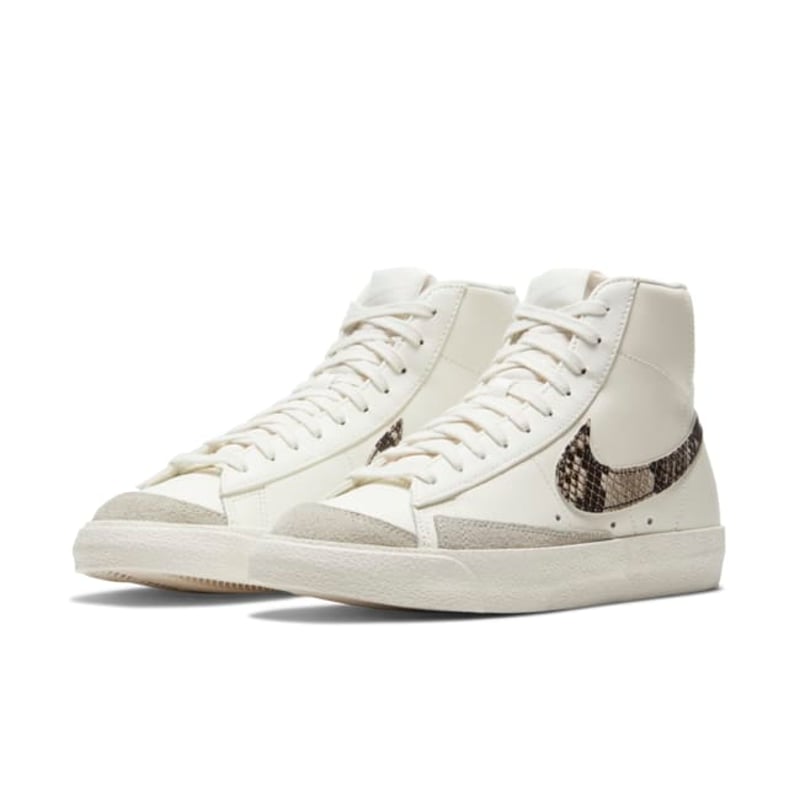 Nike Blazer Mid '77 SE DA8736-100 05