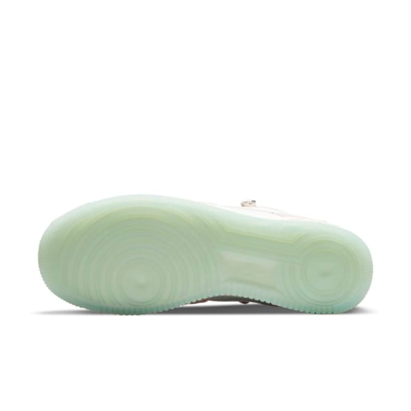 Nike Air Force 1 '07 LX DQ5361-011 02