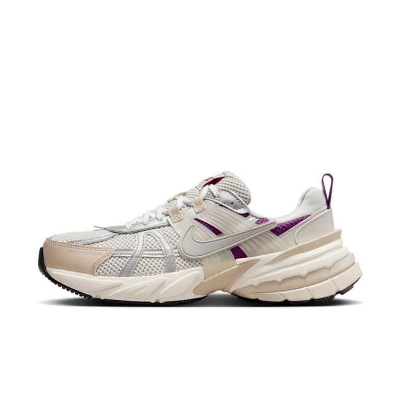 Nike V2K Run HF4305-072 01