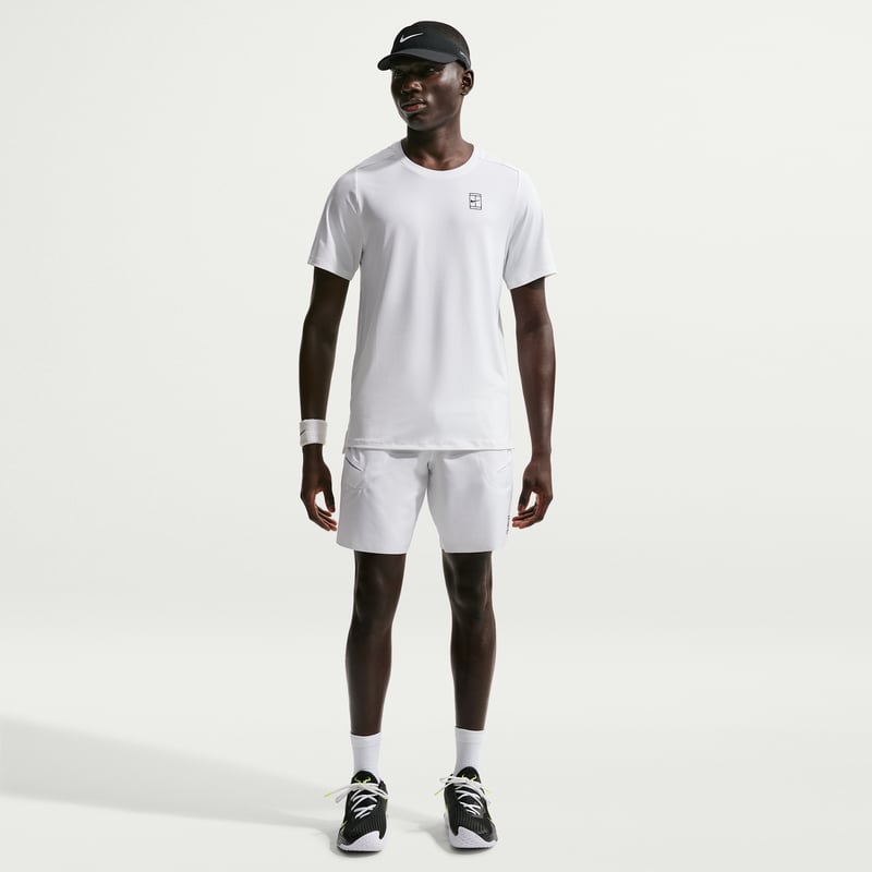NikeCourt Advantage Dri-FIT FZ9322-100 01