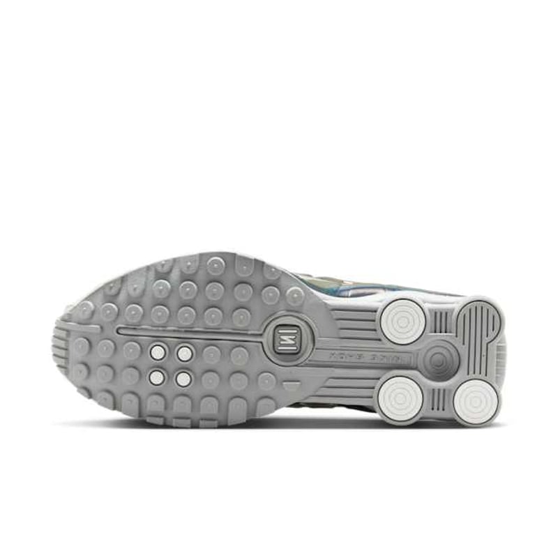 Nike Shox R4 IB7703-100 02