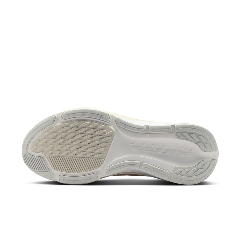 Nike Pegasus 42 running shoes "Pale Ivory & Coconut Milk" | Women | Running | 02 | SPORTSHOWROOM