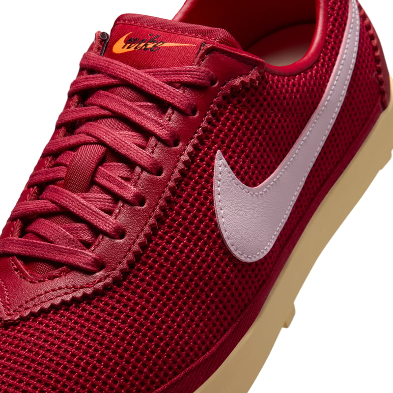 Sneakers Nike Astrograbber Textile "Tough Red & Pink Foam" | Donna | Sportstyle | 07 | SPORTSHOWROOM