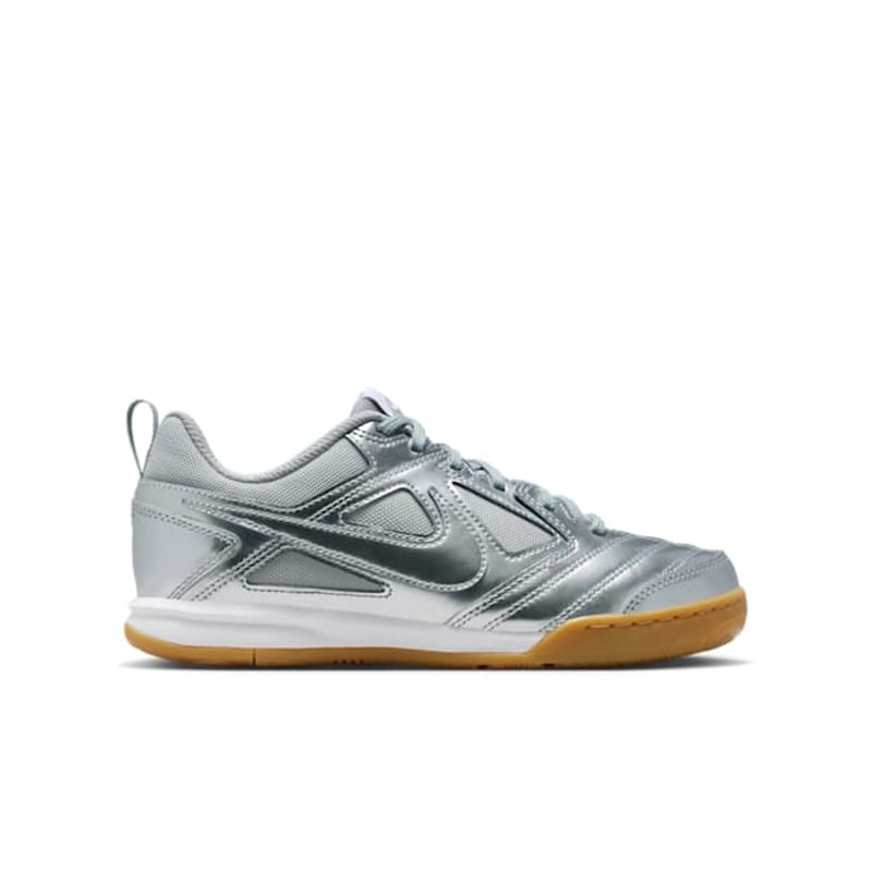 Nike Gato LV8 II7084-001 03