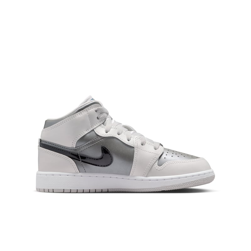 Jordan 1 Mid SE HV4400-014 03