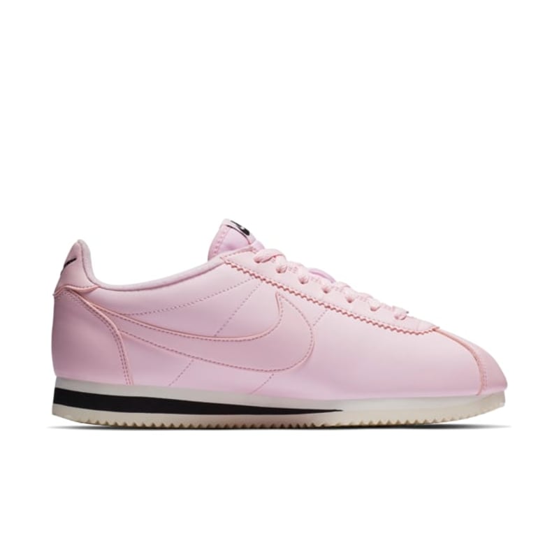 Nathan bell x nike cortez online
