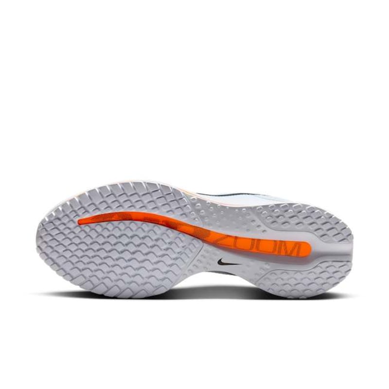 Nike Pegasus Premium HQ2592-002 02