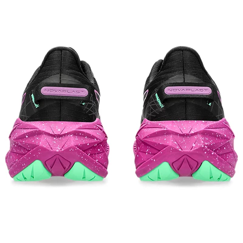 ASICS Novablast 4 1012B699-001 05