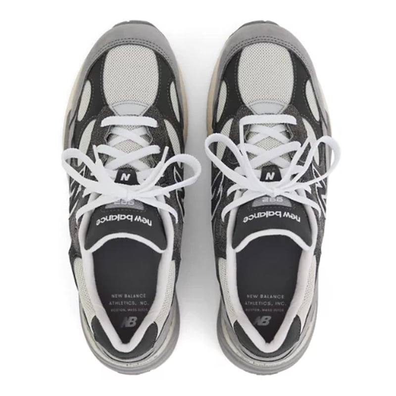 New Balance 992 Made in USA sneakerit "Shadow Grey & Turtledove" | Miehet & Naiset | Sportstyle | 01 | SPORTSHOWROOM