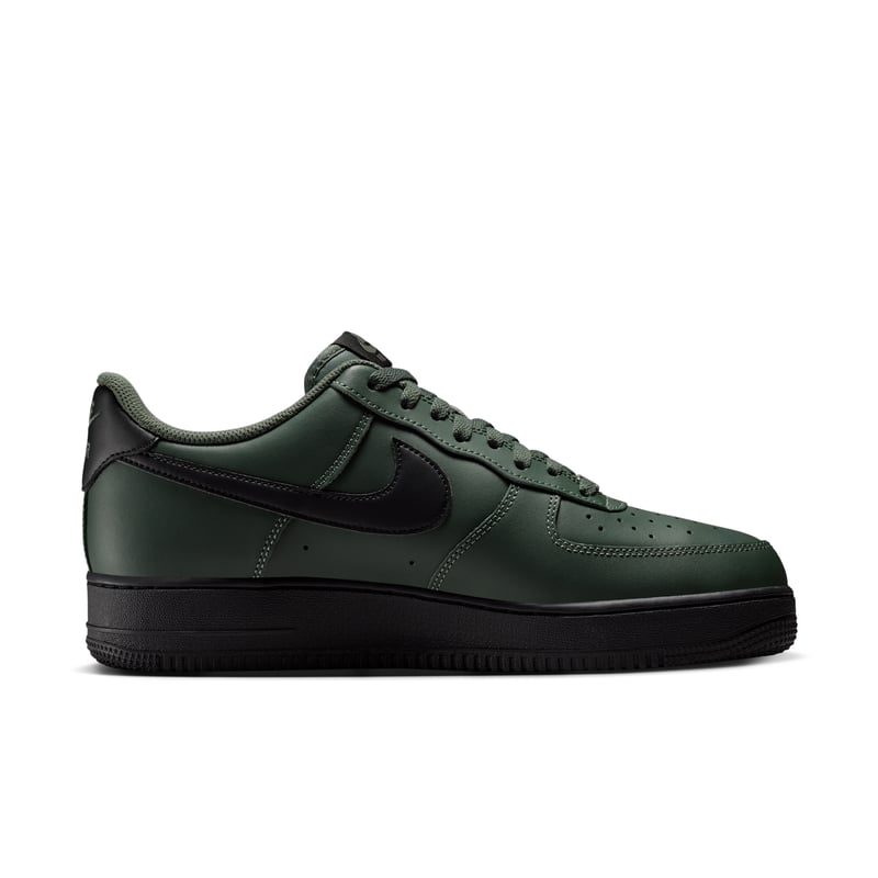 Nike Air Force 1 '07 trainers "Camo Green & Black" | Men | SportStyle | 02 | SPORTSHOWROOM