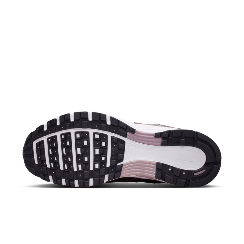 Nike P-6000 sneakers "White & Purple Dynasty" | Dame | Sportstyle | 01 | SPORTSHOWROOM