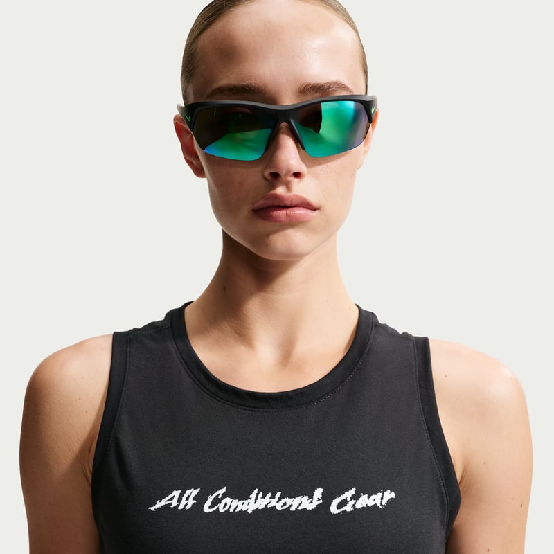 Camisola sem mangas Nike ACG "Solar Chase" Dri-FIT "Black & Summit White" | Mulher | Exterior | 03 | SPORTSHOWROOM