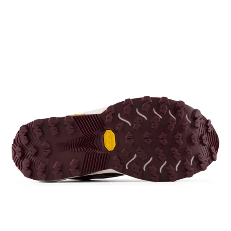 Tekaški copati New Balance FuelCell Rebel Trail "Podium Red & Neo Flame" | Ženske | Tek | 03 | SPORTSHOWROOM