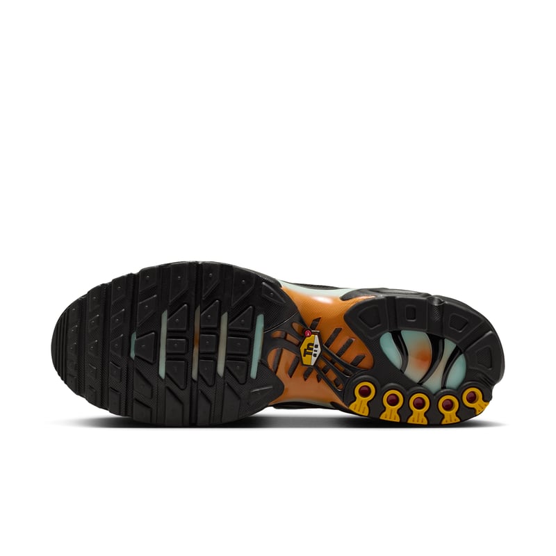 Superge Nike Air Max Plus OG Premium "Desert Monarch" | Moški | Sportstyle | 02 | SPORTSHOWROOM