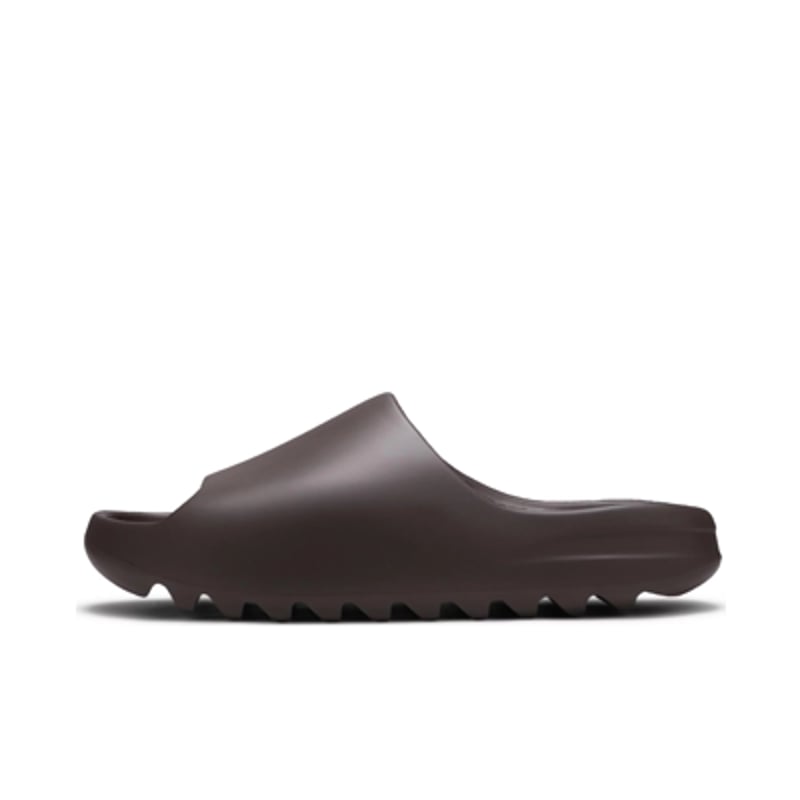 Yeezy Slide GX6141 01