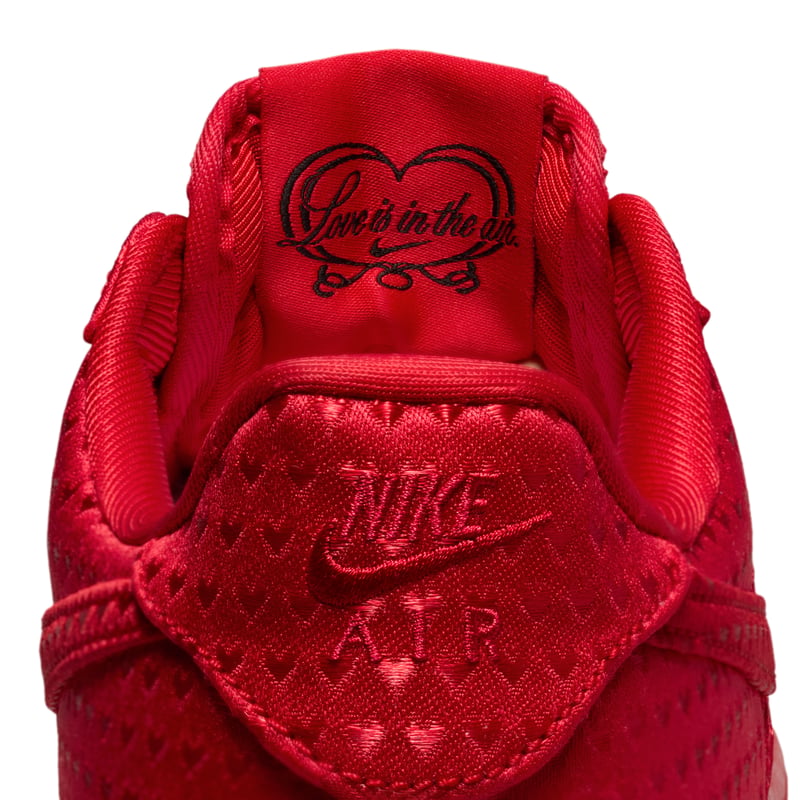 Nike Air Force 1 '07 SE Sneaker "Valentine's Day" | Damen | Sportstyle | 09 | SPORTSHOWROOM