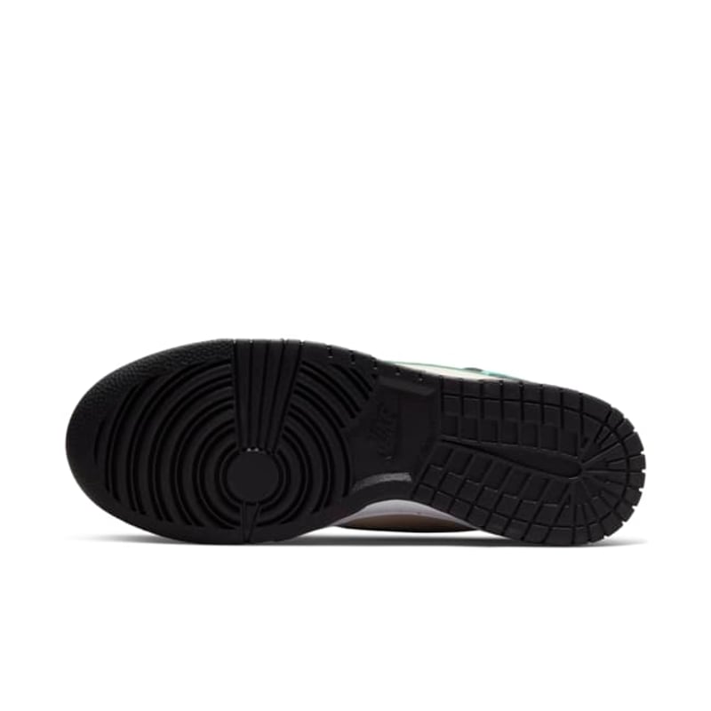 Nike Dunk High EMB DO9455-200 02