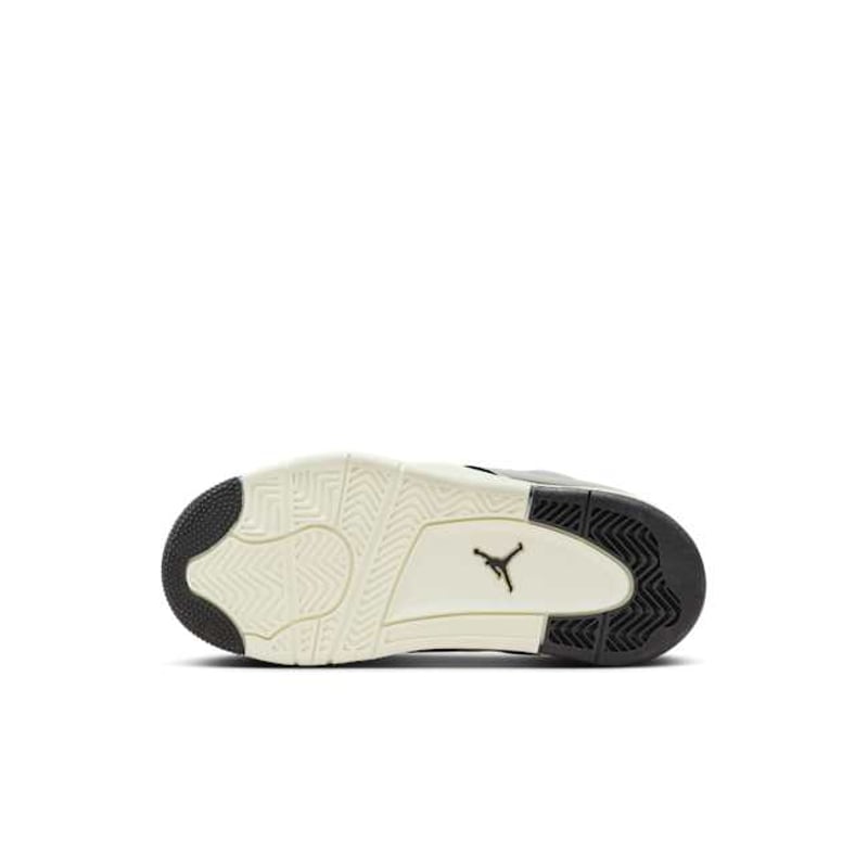 Jordan 4 RM FQ7936-006 02