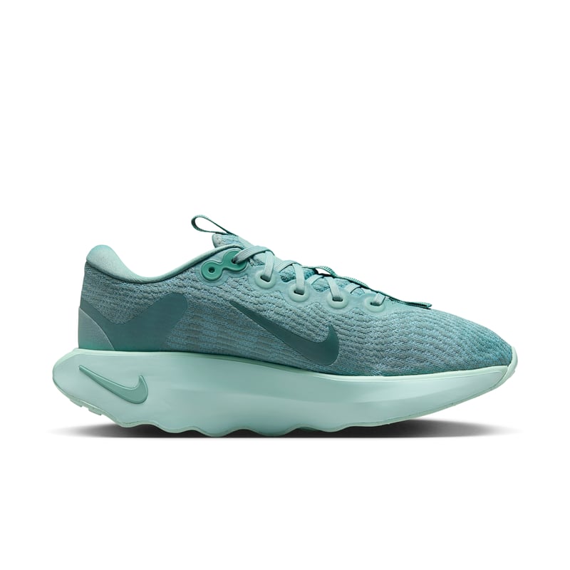 Nike Motiva DV1238-011 03