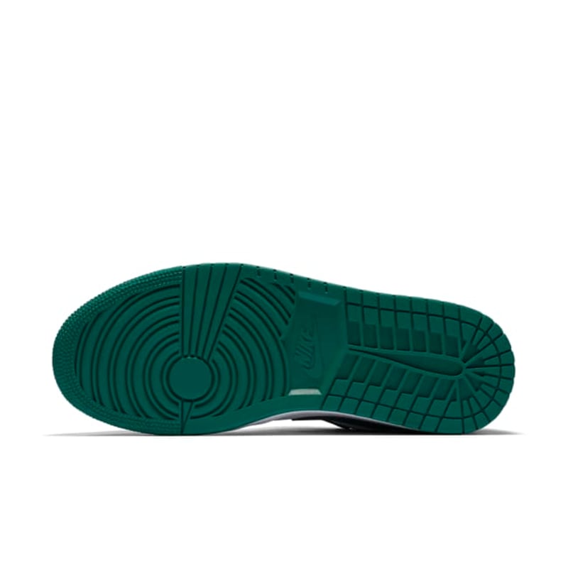 Jordan 1 Low 553558-113 02