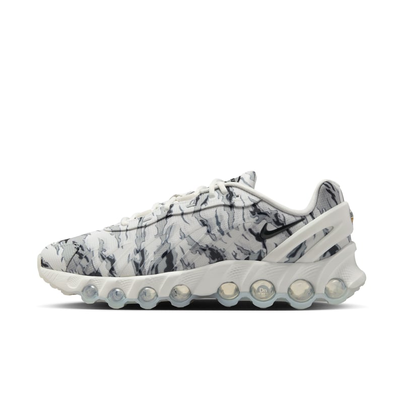 Nike Air Max Dn8 Premium IH0377-100 01