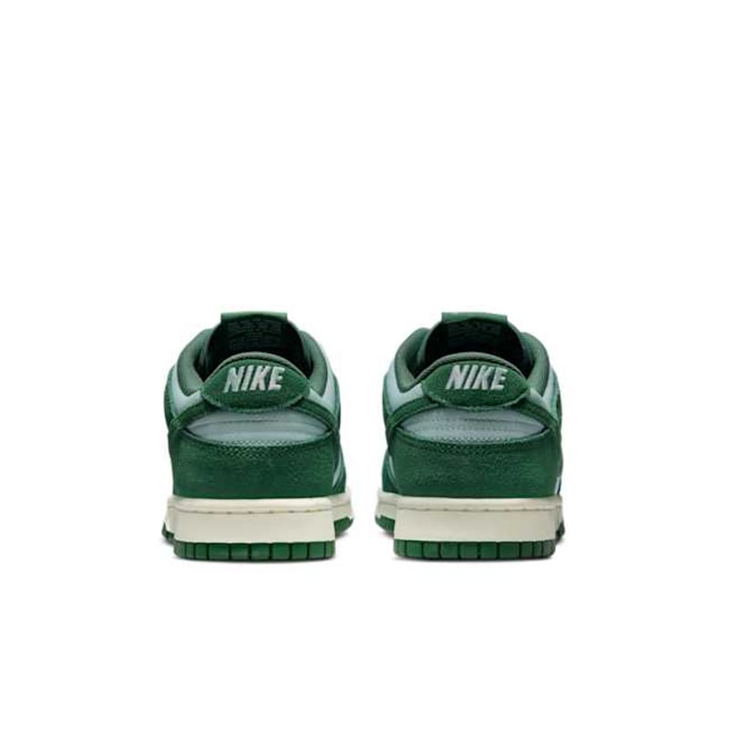 Nike Dunk Low SE FQ8249-300 06