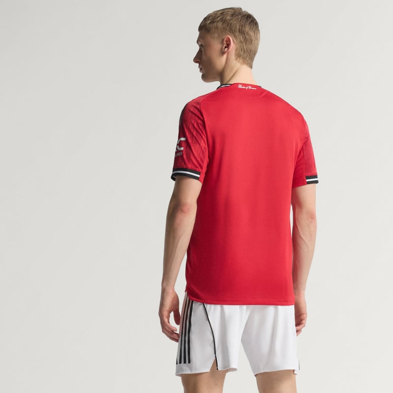 adidas Manchester United 2025/26 Home Authentic JI7429 02
