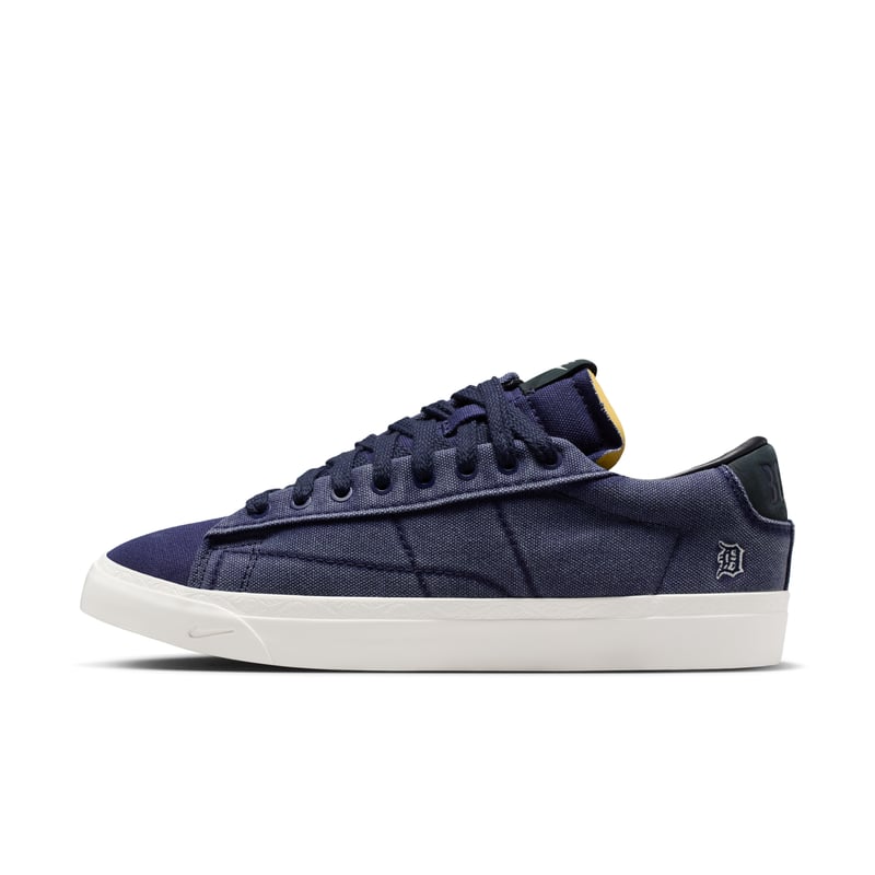Nike Blazer Low x Book ‘Detroit Tigers’ trainers "College Navy & Dark Obsidian" | Men | SportStyle | 01 | SPORTSHOWROOM