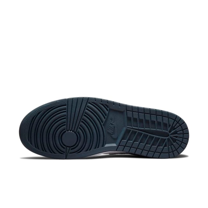 Jordan 1 Low 553558-411 02