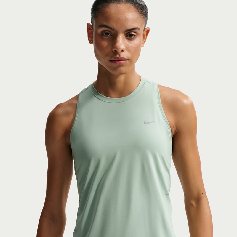 Nike Swift Dri-FIT HQ0620-007 01