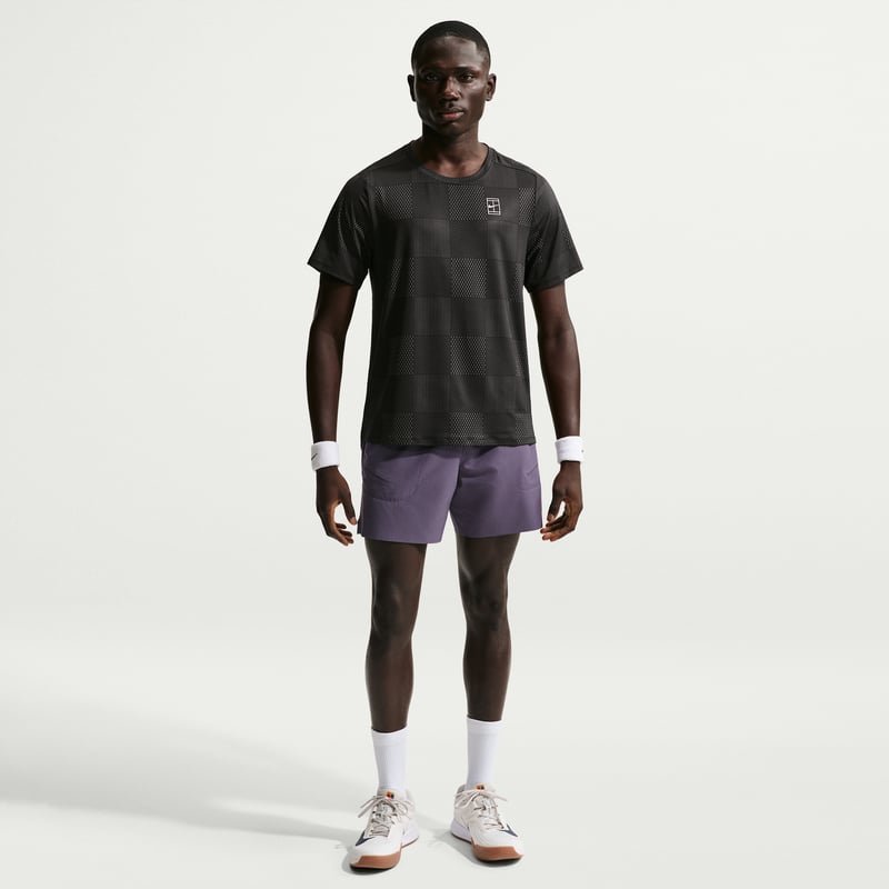 NikeCourt Advantage IB1064-010 04