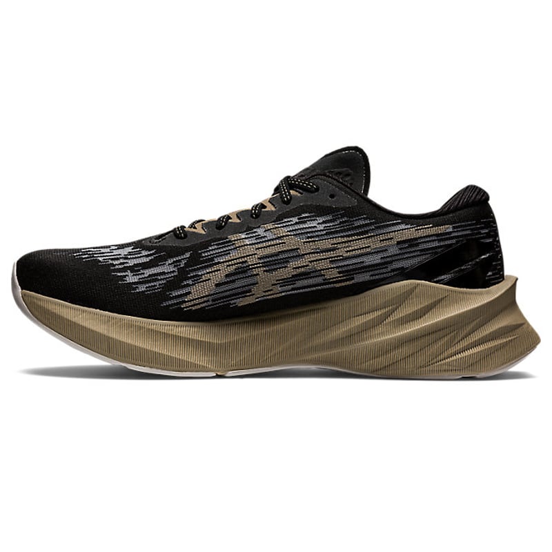 ASICS Novablast 3 1011B458-003 04