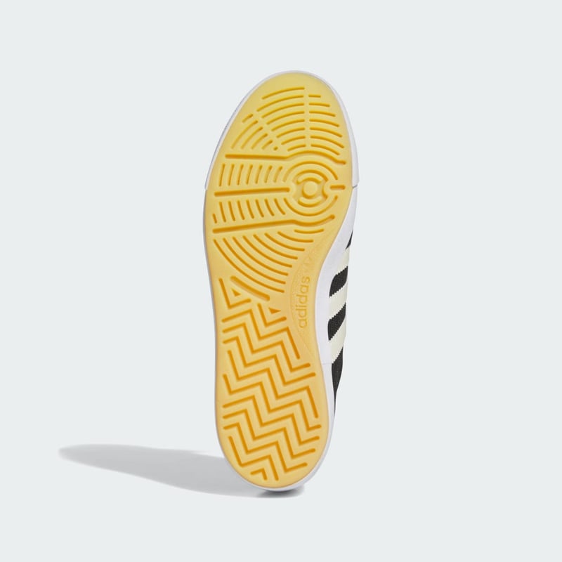 adidas Nora IG4115 03