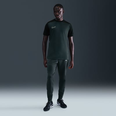 Nike Strike Therma-FIT FZ0570-390 01