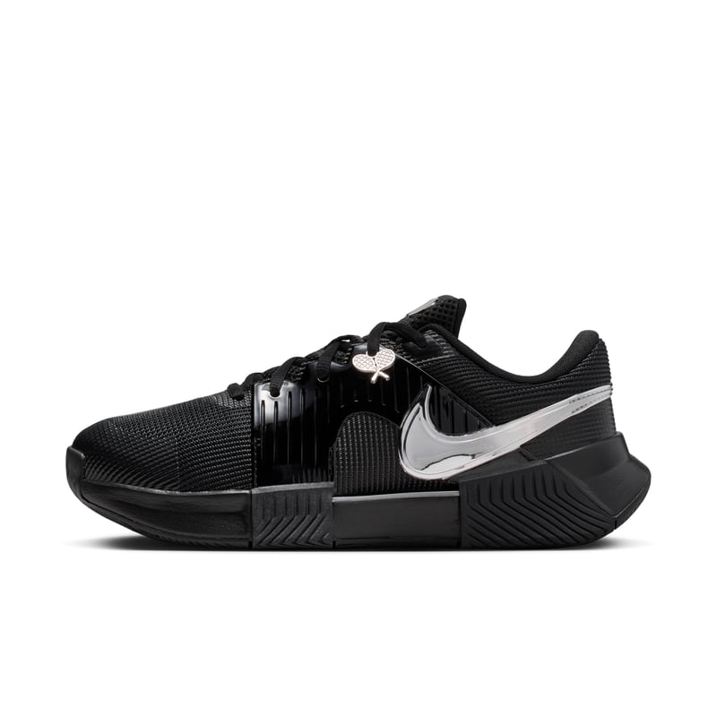 Nike GP Challenge 1.5 x Naomi Osaka tennissko "Black & Metallic Silver" | Dame | Tennis | 01 | SPORTSHOWROOM