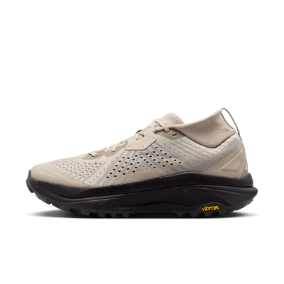 Nike ACG Zegama trailskor "Cream II & Black" | Män | Utomhus | 01 | SPORTSHOWROOM