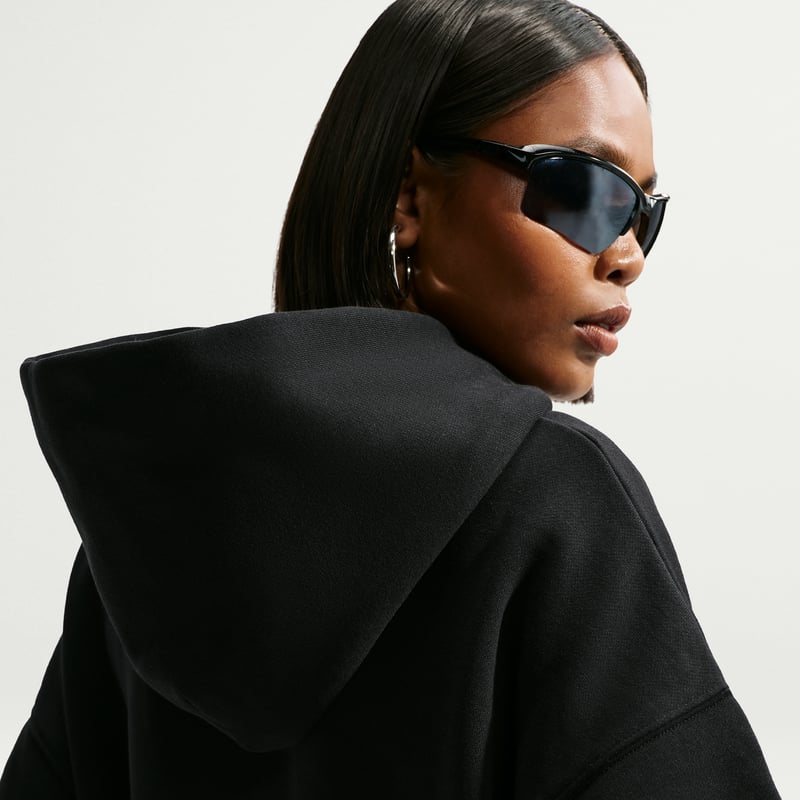 Nike Studio Fleece Medium Weight Oversized Pullover Hettegenser "Total Black & Sail" | Dame | | 01 | SPORTSHOWROOM