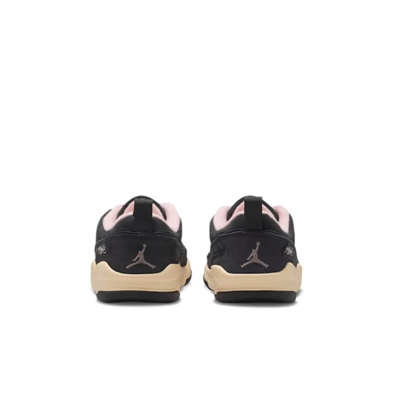 Jordan Flight Court HF3332-012 06