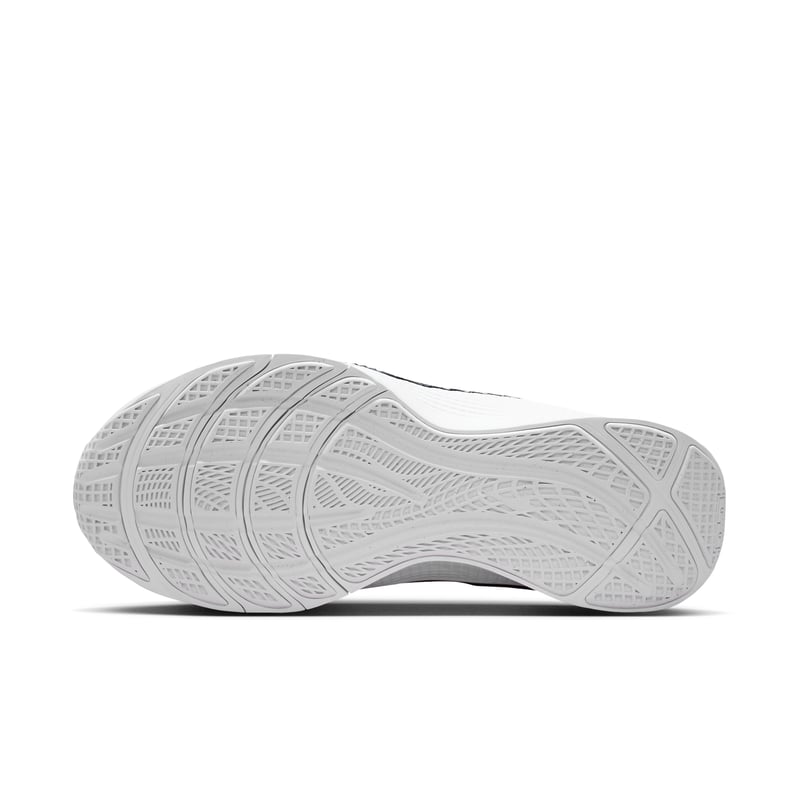 Nike LeBron TR1 FJ6151-007 02