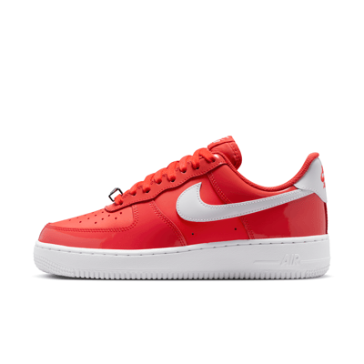 Superge Nike Air Force 1 '07 ‘Patent’ "Light Crimson & White" | Ženske | Sportstyle | 01 | SPORTSHOWROOM