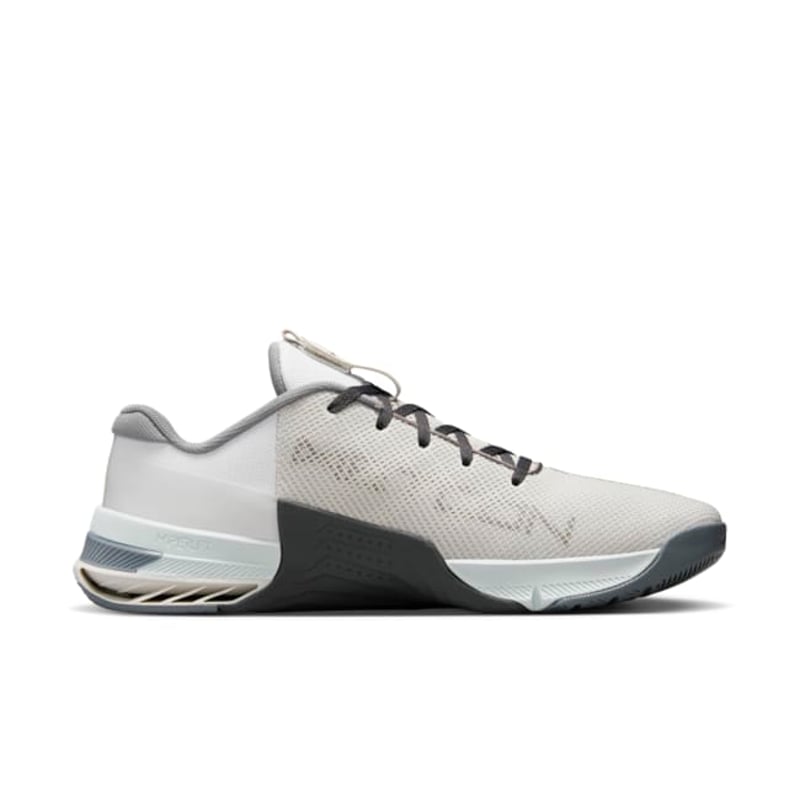 Nike Metcon 8 DO9328-004 03