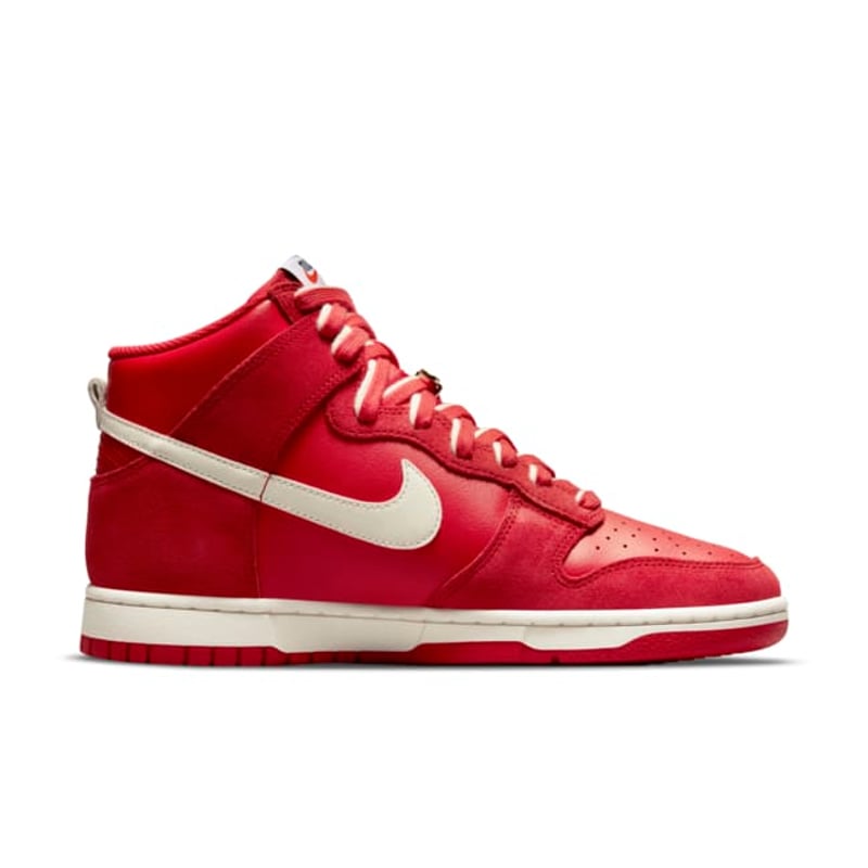 Nike Dunk High SE DH0960-600 03